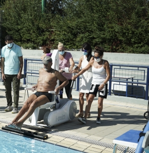 Δήμος Αθηναίων: Δωρεάν προγράμματα κολύμβησης και ειδικής εκγύμνασης για παιδιά και ενήλικες με αναπηρία